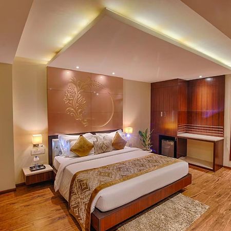Hotel Good Times Near Ganga Ram Hospital And Karol Bagh Metro Delhi (National Capital Territory of India) Exterior foto