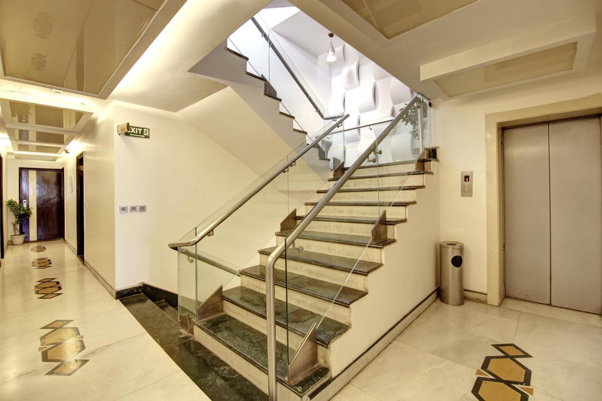 Hotel Good Times Near Ganga Ram Hospital And Karol Bagh Metro Delhi (National Capital Territory of India) Exterior foto