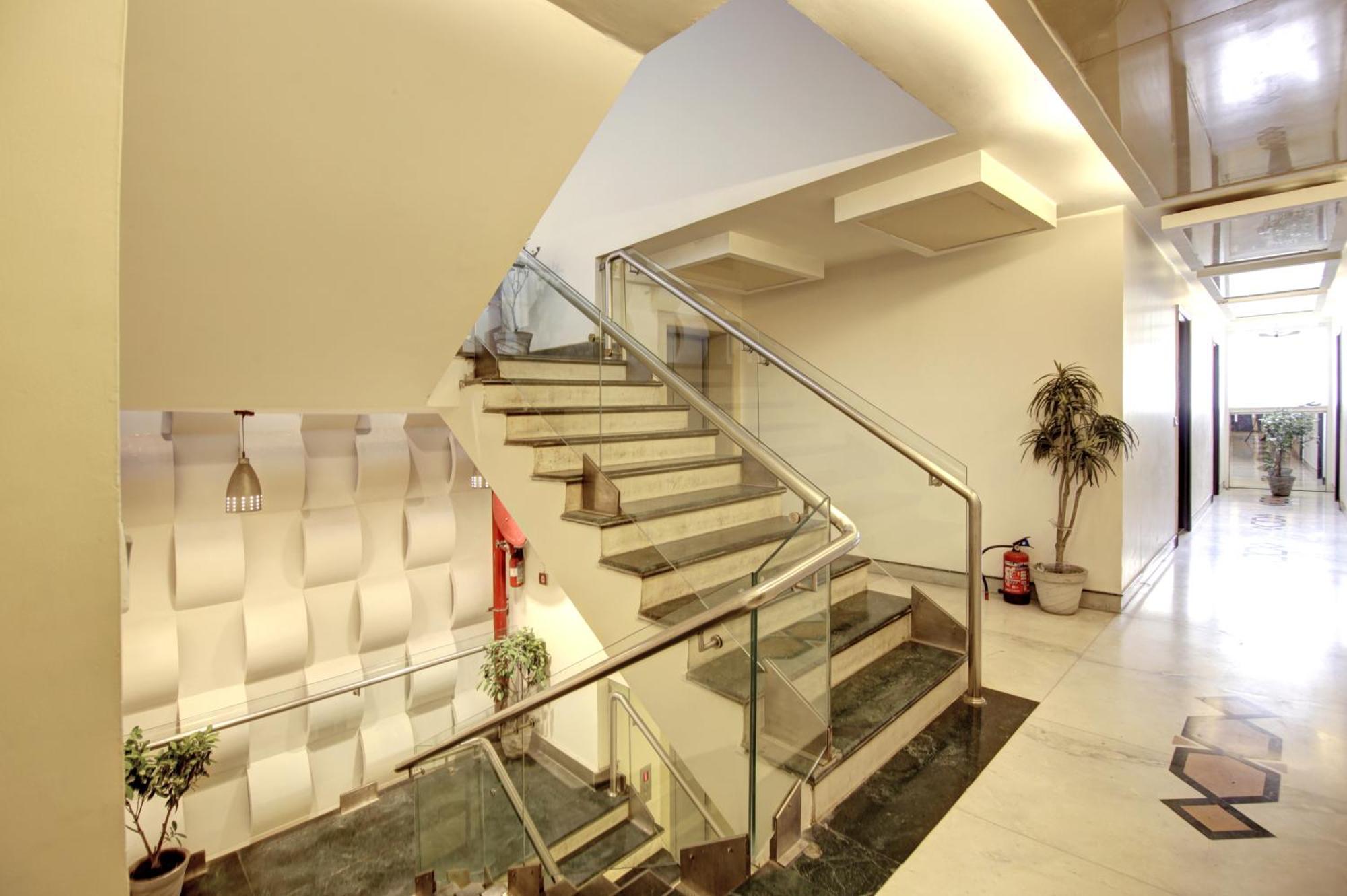 Hotel Good Times Near Ganga Ram Hospital And Karol Bagh Metro Delhi (National Capital Territory of India) Exterior foto