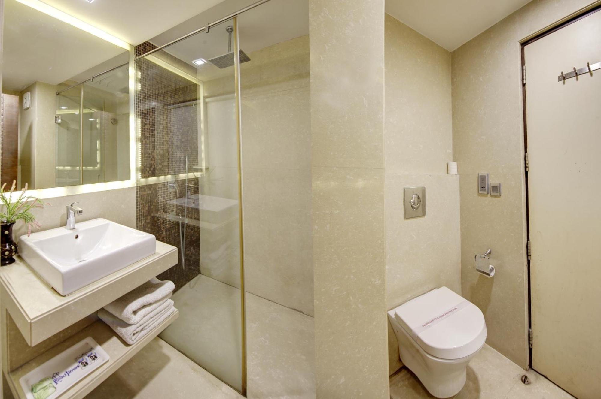Hotel Good Times Near Ganga Ram Hospital And Karol Bagh Metro Delhi (National Capital Territory of India) Exterior foto
